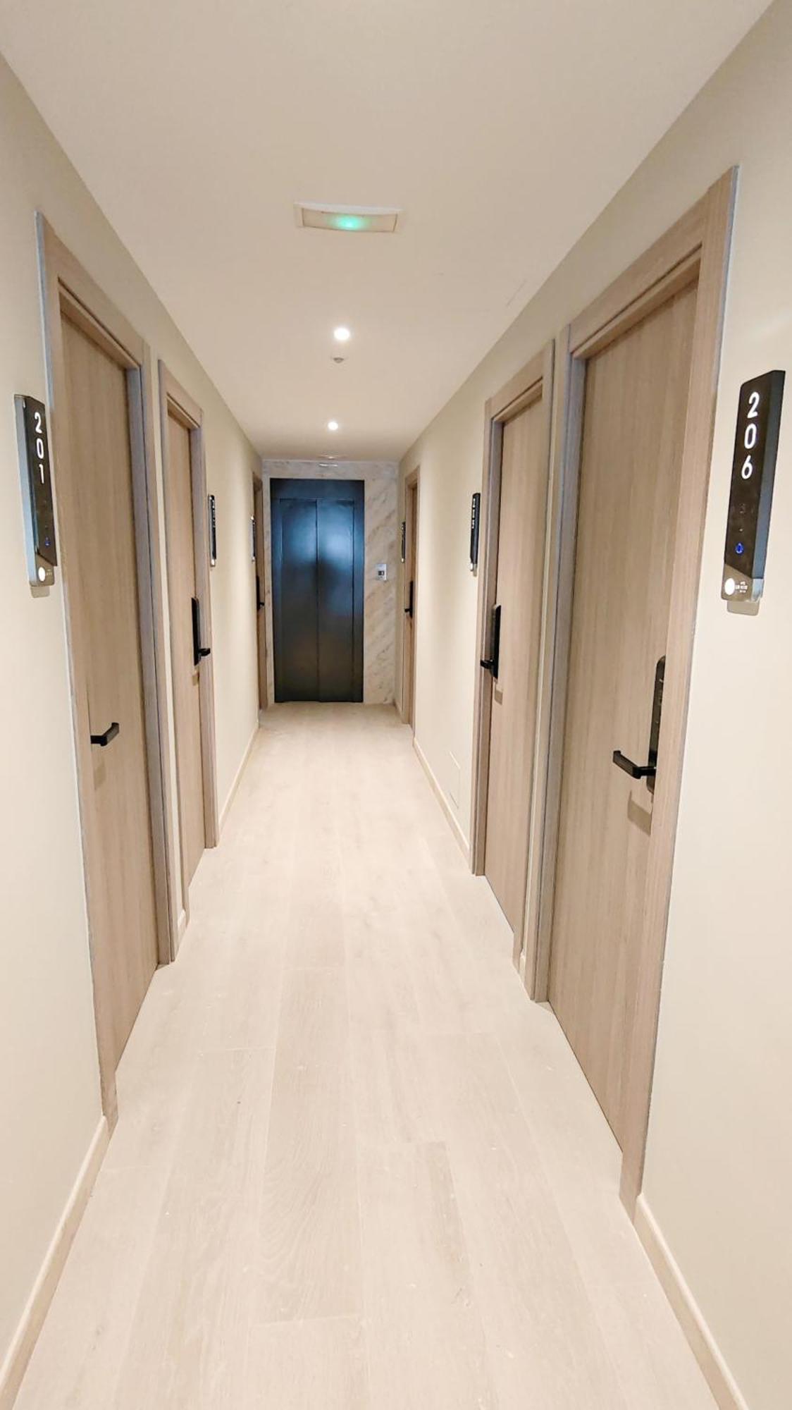 拉斯登纳斯酒店 擞莫 外观 照片